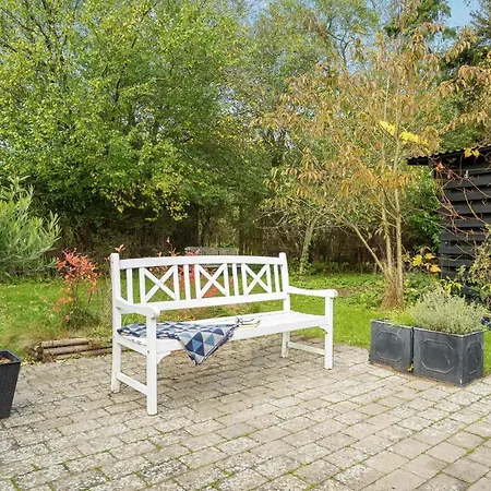 2 Bedroom In Askeby