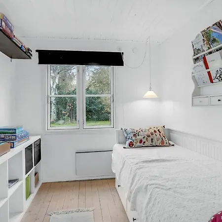 2 Bedroom In בית נופש *